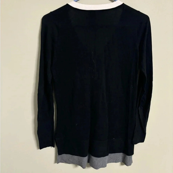 Victoria's Secret Button Up Light Cardigan Black, Grey, & White Size Small - Picture 2 of 6